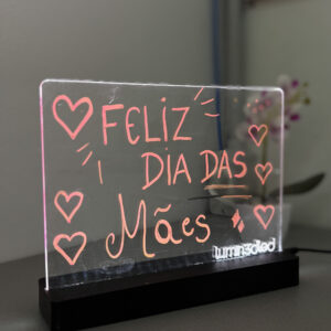 Placa de acrílico desenhável - 19cm X 16cm.